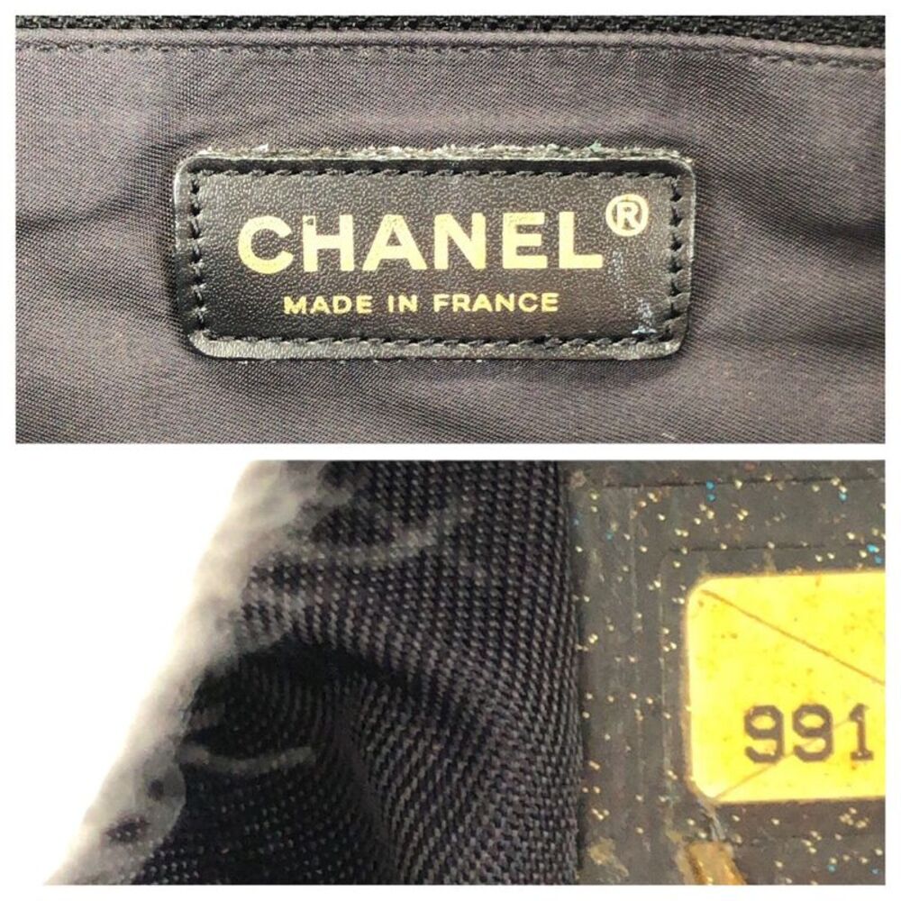 Chanel Vintage Nylon/Leather Tote Bag - Picture 4 of 10